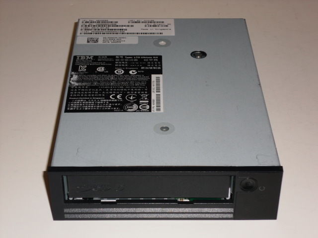 M69TX Dell LTO5 HH V2 Dual SAS Tape Drive 46X5687 LTO-5